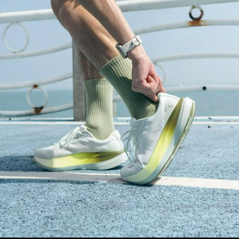 전문 운동화 남성 여성 두꺼운 밑창 야외 체육관 신발  - Outdoor Sport Flooring 리뷰 및 가격